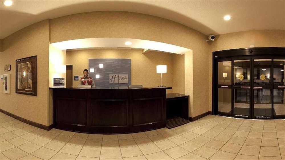 Express Kansas Missouri By Ihg Hotel 3*